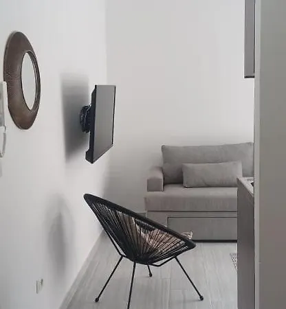 Apartment Center Himare