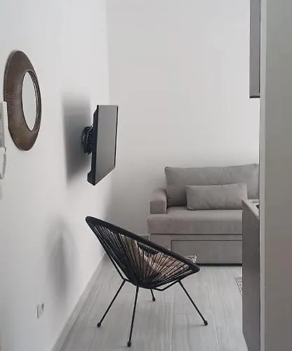 Apartment Center Himare